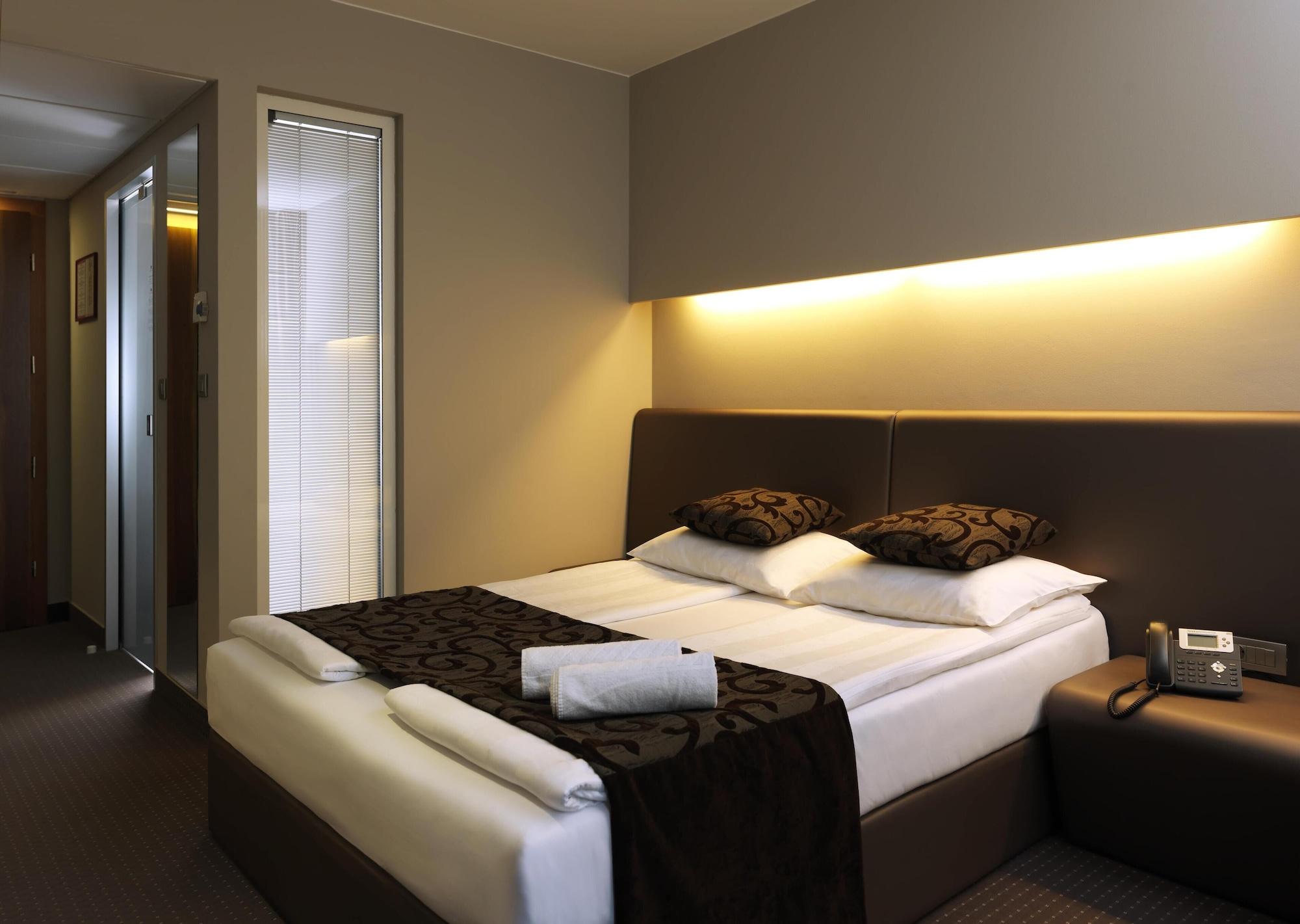 Hotel Thermana Park Lasko**** Superior Ngoại thất bức ảnh
