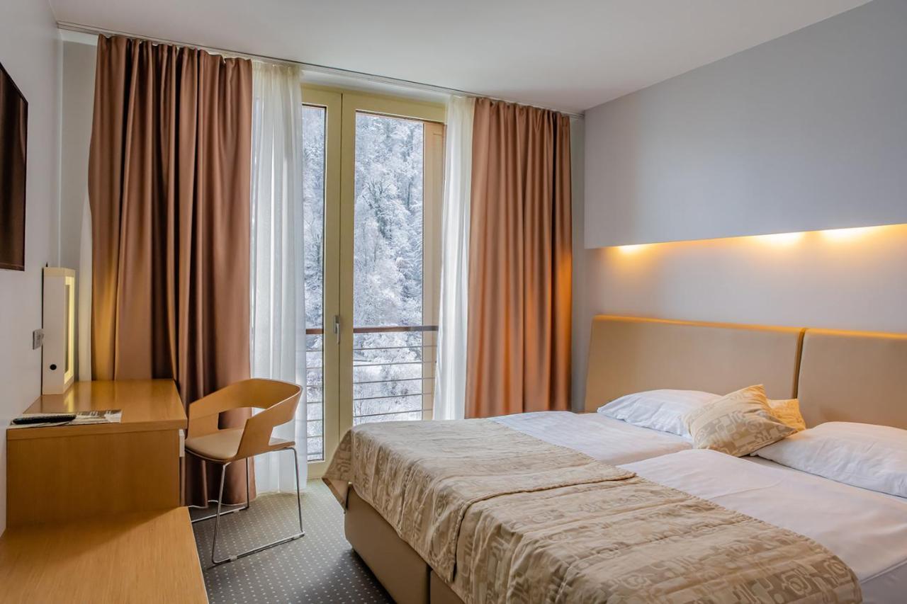Hotel Thermana Park Lasko**** Superior Ngoại thất bức ảnh
