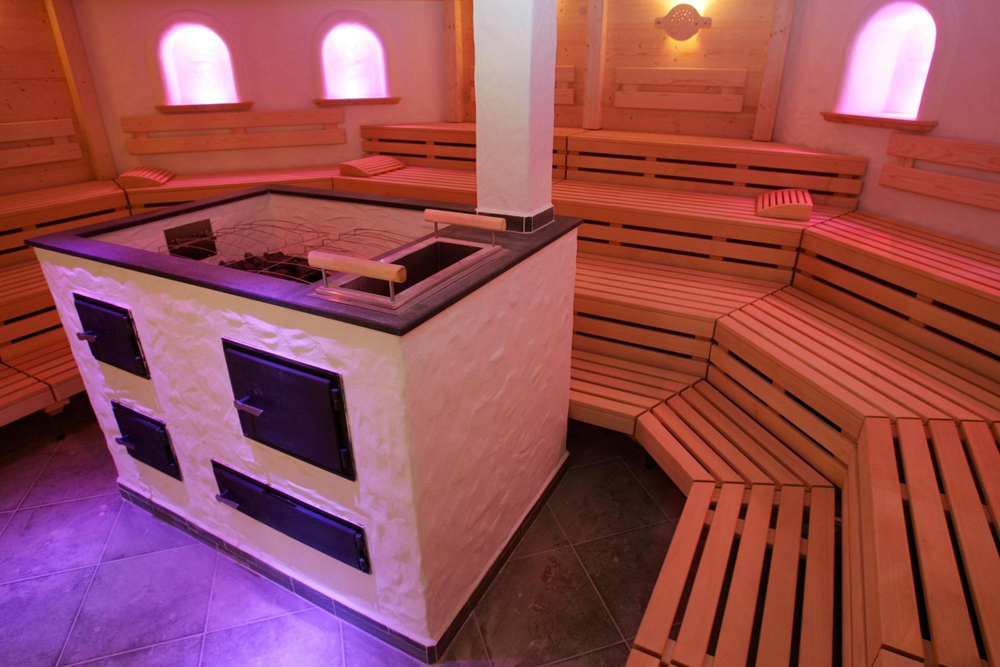 Hotel Thermana Park Lasko**** Superior Ngoại thất bức ảnh