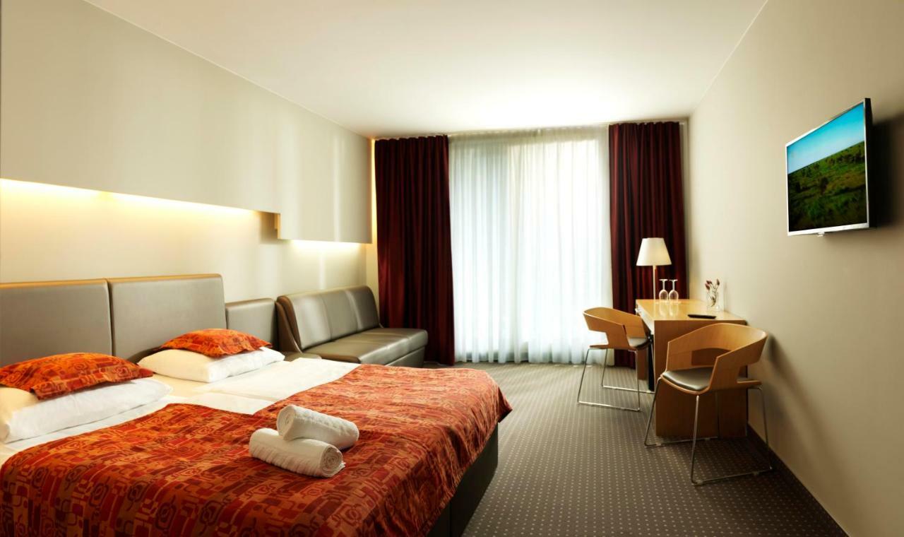 Hotel Thermana Park Lasko**** Superior Ngoại thất bức ảnh